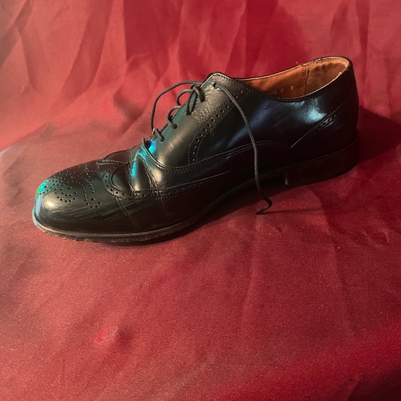 Black Wingtips - Picture 5 of 12